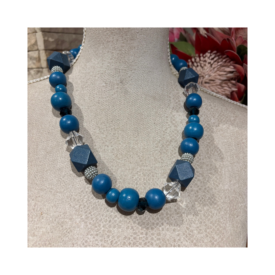 Bulky Necklace with Dark Teal